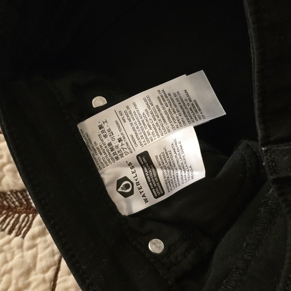 Levi's 721 High Rise Skinny Black Denim Jeans Size 27 30" inseam - Picture 5 of 5